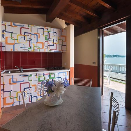 Villa Garuti Village Padenghe sul Garda Exteriör bild