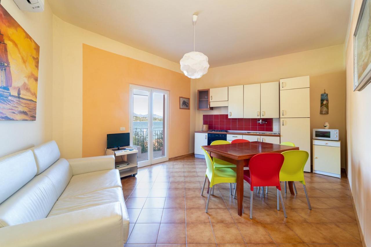 Villa Garuti Village Padenghe sul Garda Exteriör bild