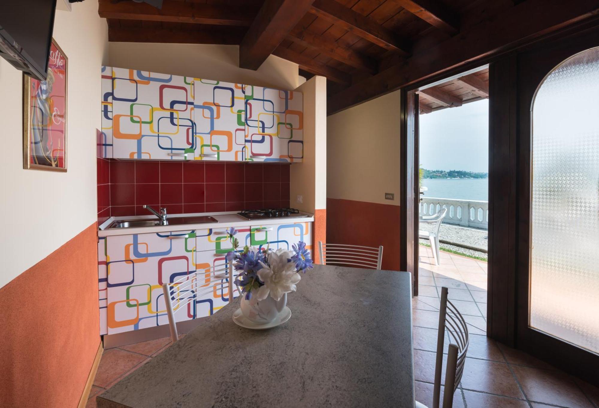 Villa Garuti Village Padenghe sul Garda Exteriör bild