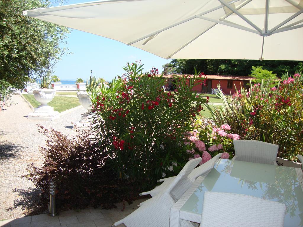 Villa Garuti Village Padenghe sul Garda Exteriör bild