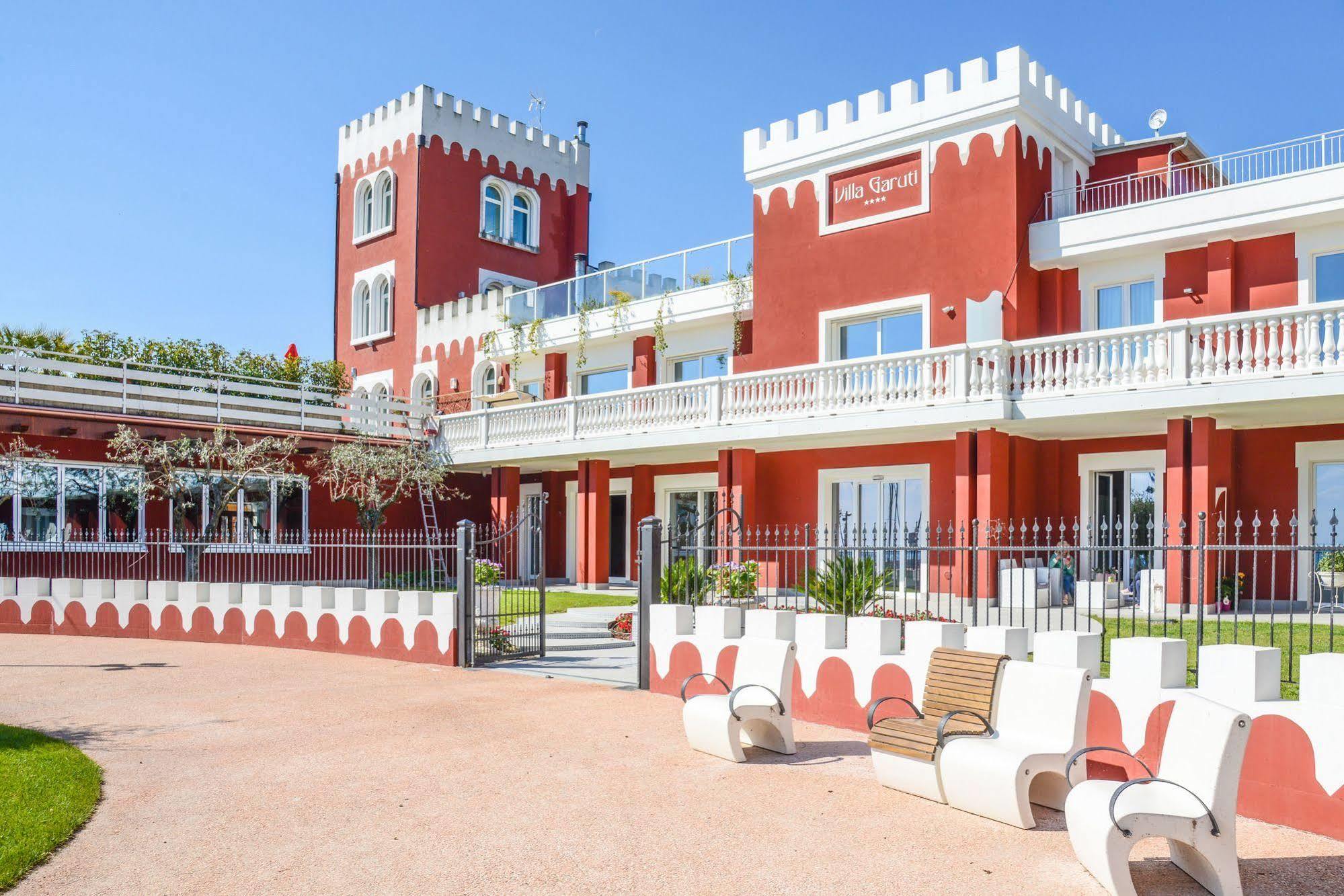 Villa Garuti Village Padenghe sul Garda Exteriör bild