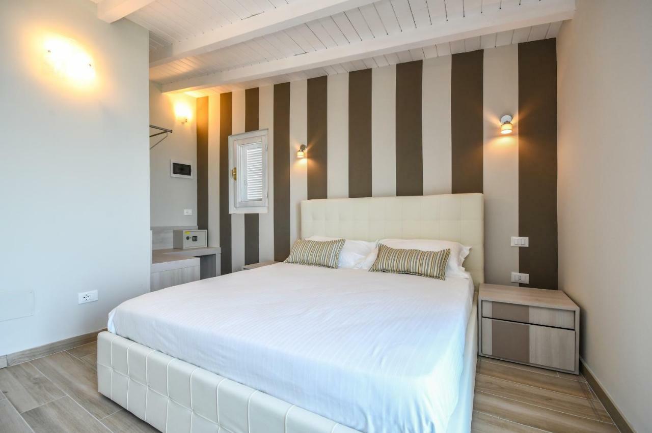 Villa Garuti Village Padenghe sul Garda Exteriör bild