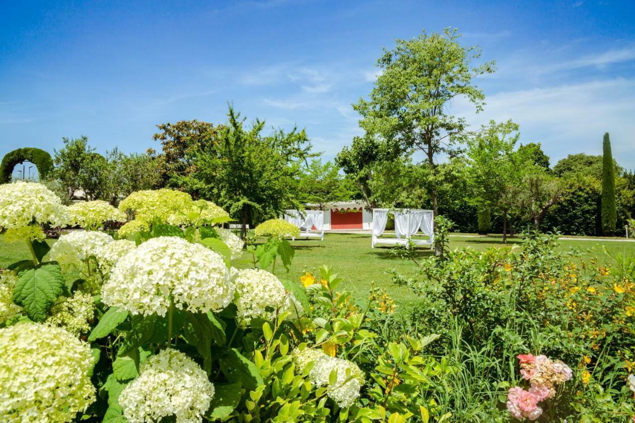 Villa Garuti Village Padenghe sul Garda Exteriör bild