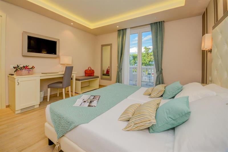 Villa Garuti Village Padenghe sul Garda Exteriör bild